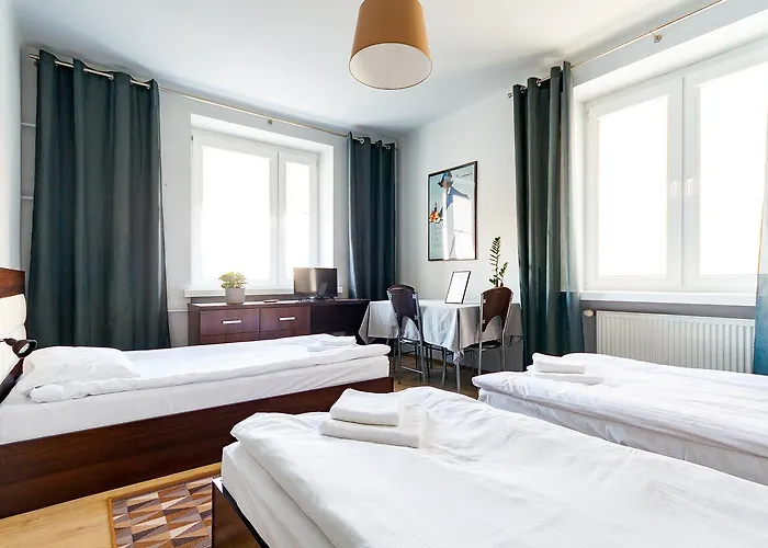 Avion Hotel